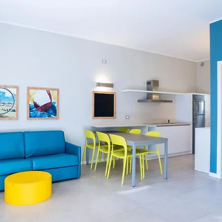 Golfo Del Sole & Rezort 4*