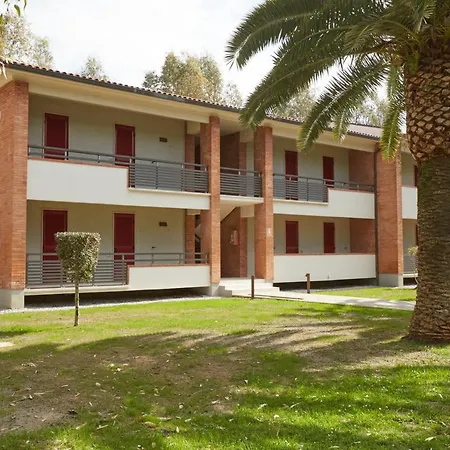 Golfo Del Sole & Resort Follonica