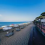 Golfo Del Sole & Θέρετρο