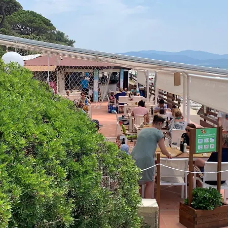 Golfo Del Sole & 4* フォッローニカ