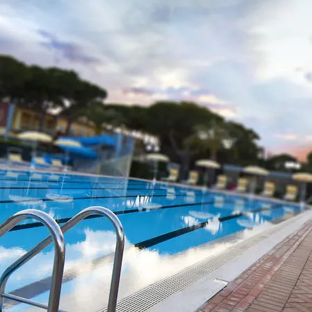 Golfo Del Sole & 度假村 4*